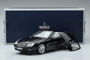 Mercedes SL500 R230 Sort Norev 1:18 183840 Metal — billede 8 af 8