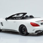 Mercedes AMG SL63 R231 Hvid GT Spirit 1:18 - image 5 of 6