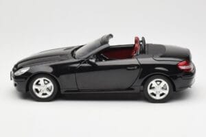 Mercedes SLK R171 Obsidian Sort Metallic Minichamps 1:18 B66962319 Metal — billede 5 af 9