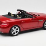 Mercedes SLK R172 Designo Zircon Rød Minichamps 1:18 B66960513 - image 3 of 8