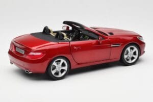 Mercedes SLK R172 Designo Zircon Rød Minichamps 1:18 B66960513 Metal — billede 3 af 8