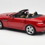 Mercedes SLK R172 Designo Zircon Rød Minichamps 1:18 B66960513 - image 7 of 8