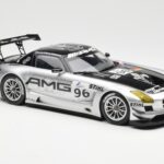 Mercedes SLS AMG GT3 #96 M. Hakkinen AMG Customer Sports 6 Hours of Zhuhai ILMC 2011 Minichamps 1:18 B66960197 - image 4 of 6