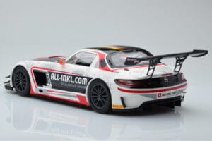 Mercedes SLS AMG GT3 Munnich Motorsport #38 M. Basseng / M. Winkelhock Champions FIA GT1 World Championship 2012 Minichamps 1 — billede 5 af 6