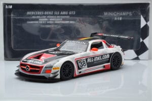 Mercedes SLS AMG GT3 Munnich Motorsport #38 M. Basseng / M. Winkelhock Champions FIA GT1 World Championship 2012 Minichamps 1 — billede 6 af 6