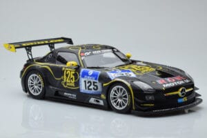 Mercedes SLS AMG GT3 Rowe Racing #125 Zehe / Bullitt / Renger / Hartung ADAC 24 Hours of Nurburgring 2013 Minichamps 1:18 151 — billede 4 af 6