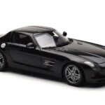 Mercedes SLS AMG Obsidian Sort Metallic Minichamps 1:18 B66960042 - image 5 of 7