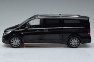 Mercedes V-Class W447 V260L Sort OEM 1:18 QALCN89911150 Metal — billede 4 af 8