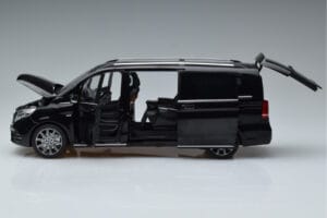 Mercedes V-Class W447 V260L Sort OEM 1:18 QALCN89911150 Metal — billede 5 af 8
