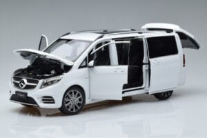 Mercedes V-Class W447 V260L Hvid OEM 1:18 QALCN89911149 Metal — billede 2 af 8