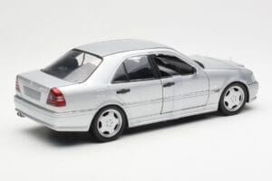 Mercedes C36 AMG W202 Sølv UT Models 1:18 180035000 Metal — billede 2 af 6