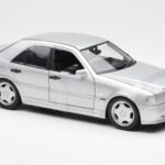 Mercedes C36 AMG W202 Sølv UT Models 1:18 - image 4 of 6