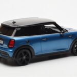 Mini Cooper S F56 Island Blå Otto 1:18 - image 2 of 6