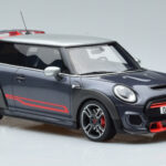 Mini John Cooper Works GP F56 Grå Otto 1:18 - image 4 of 6
