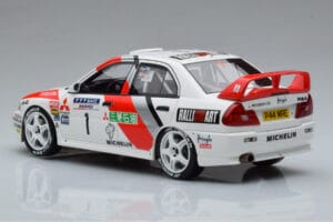 Mitsubishi Lancer Evo 4 T. Makinen / S. Harjanne Rally Catalunya 1997 Otto 1:18 OT409 Resin — billede 5 af 6