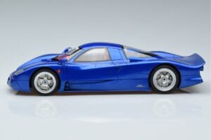 Nissan R390 GT1 Road Car GT Spirit 1:18 GT403 Resin — billede 3 af 6