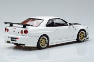 Nissan Skyline GT-R R34 Nismo Z-Tune Hvid MotorHelix 1:18 M83407 Metal — billede 3 af 11