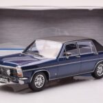Opel Diplomat B Mørkeblå Metallic MCG 1:18 - image 6 of 6