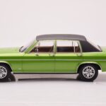 Opel Diplomat B Grøn Metallic MCG 1:18 - image 3 of 6