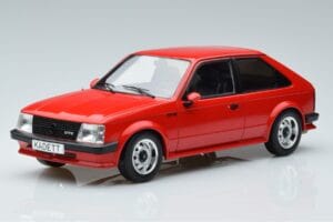 Opel Kadett D GTE Rød MCG 1:18 MCG18269 Metal