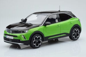 Opel Mokka-e GS Line Matcha Grøn Otto 1:18 OT435