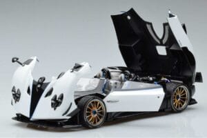 Pagani Zonda HP Barchetta Carbon Fiber Hvid LCD 1:18 LCD18009-WH Metal — billede 2 af 9