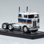 Peterbilt 352 H Hvid IXO 1:43 TR078 - image 4 of 6
