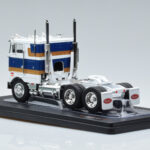 Peterbilt 352 H Hvid IXO 1:43 TR078 - image 5 of 6