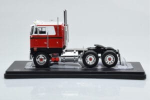 Peterbilt 352 Pacemaker Rød Hvid IXO 1:43 TR097 Metal — billede 2 af 4