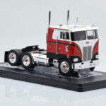 Peterbilt 352 Pacemaker Rød Hvid IXO 1:43 - image 3 of 4