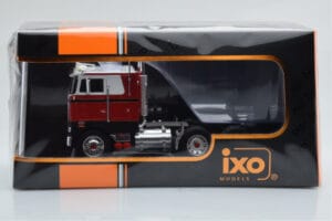 Peterbilt 352 Pacemaker Rød Hvid IXO 1:43 TR097 Metal — billede 4 af 4