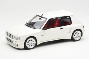 Peugeot 205 Dimma Hvid Otto 1:18 OT681