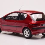 Peugeot 206 S16 Rød Otto 1:18 - image 5 of 6