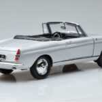 Peugeot 404 Cabriolet Sølv Norev 1:18 - image 3 of 8