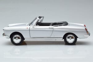 Peugeot 404 Cabriolet Sølv Norev 1:18 184835 Metal — billede 5 af 8
