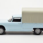 Peugeot 404 Pickup Bache Pastelblå Otto 1:18 - image 3 of 6