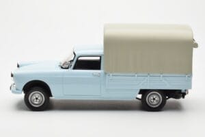 Peugeot 404 Pickup Bache Pastelblå Otto 1:18 OT1036 Resin — billede 3 af 6