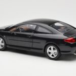 Peugeot 407 Coupé Sort Norev 1:18 - image 7 of 8