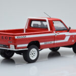 Peugeot 504 Dangel Pickup Rød Otto 1:18 - image 2 of 6