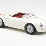 Porsche 550 Spyder 70 År Edition Hvid Schuco 1:18 450033300 - image 6 of 8