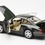 Porsche 911 964 Carrera 4 Grøn Metallic Asia Exclusive Norev 1:18 - image 5 of 8