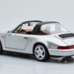 Porsche 911 964 Carrera 4 Targa Polar Sølv Norev 1:18 - image 8 of 9