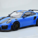 Porsche 911 GT2 RS 991.2 Weissach Package Blå Sorte Magnesiumfælge Minichamps 1:18