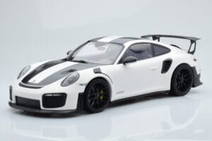 Porsche 911 GT2 RS 991.2 Weissach Package Hvid Sorte Magnesiumfælge Minichamps 1:18 153068309