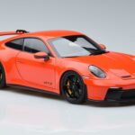 Porsche 911 992 GT3 Orange Norev 1:18 187300 Metal - image 5 of 7