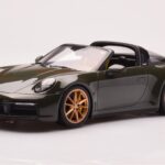 Porsche 911 992 Targa 4S Olivengrøn GT Spirit 1:18