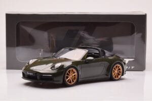 Porsche 911 992 Targa 4S Olivengrøn GT Spirit 1:18 GT438 Resin — billede 6 af 6