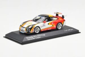 Porsche 911 996 GT3 Cup #10 G. Horion Porsche Supercup 2006 Minichamps 1:43 400066410 Metal — billede 2 af 4