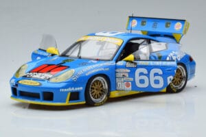 Porsche 911 996 GT3 R #6 24 Hours of Daytona GT Class Winner 2002 AUTOart 1:18 80273 Metal — billede 2 af 7