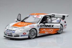 Porsche 911 996 GT3 R #1 C. Kwan Carrera Cup Asia 2004 AUTOart 1:18 80487 Metal — billede 2 af 7